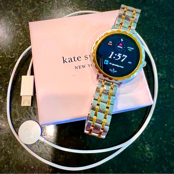 kate spade Accessories - Silver and gold Kate Spade New York Scalloped, smart watch 42mm